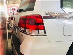 تۆیۆتا لاند کروزەر